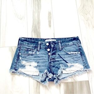 Abacrombie & Fitch woman’s shorts Low Rise size 26 (2)